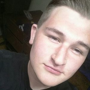 Meet your Posher, Damion